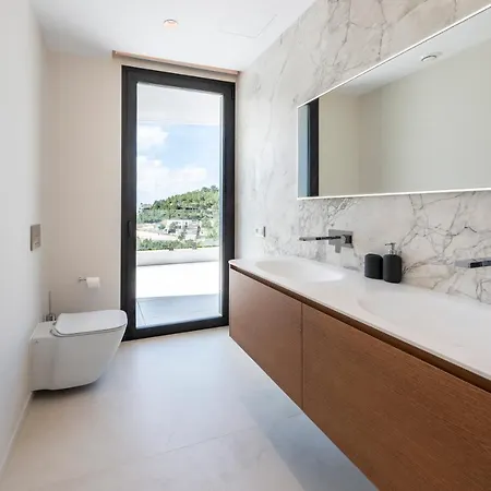 Bella Villa