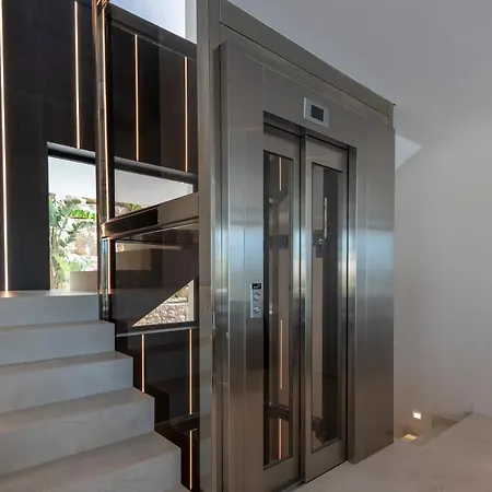 Bella Villa *