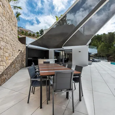 Bella Villa